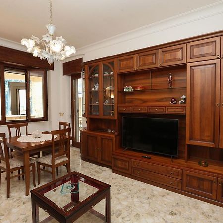 New! Casa Anna Sets In The Heart Of Amalfi Apartman Kültér fotó