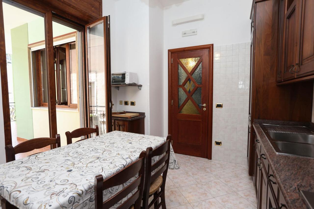 New! Casa Anna Sets In The Heart Of Amalfi Apartman Kültér fotó