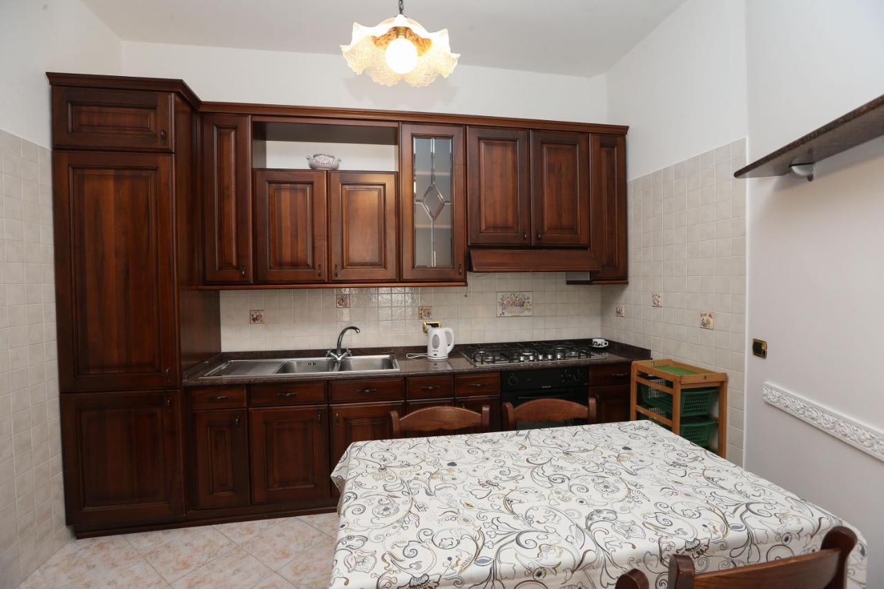 New! Casa Anna Sets In The Heart Of Amalfi Apartman Kültér fotó