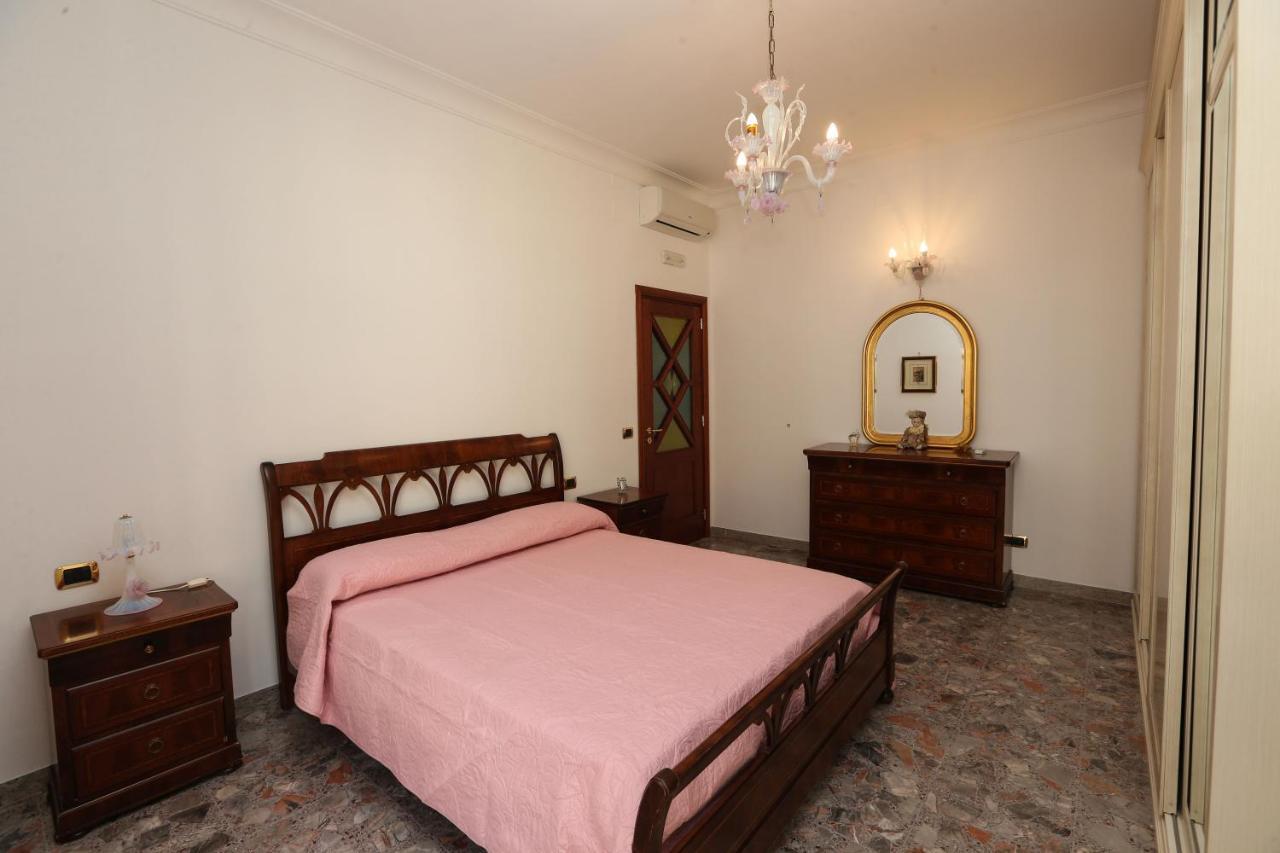 New! Casa Anna Sets In The Heart Of Amalfi Apartman Kültér fotó