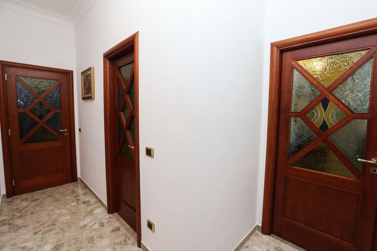 New! Casa Anna Sets In The Heart Of Amalfi Apartman Kültér fotó