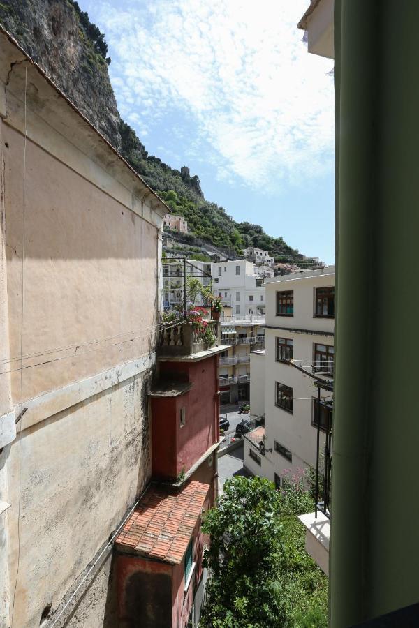 New! Casa Anna Sets In The Heart Of Amalfi Apartman Kültér fotó